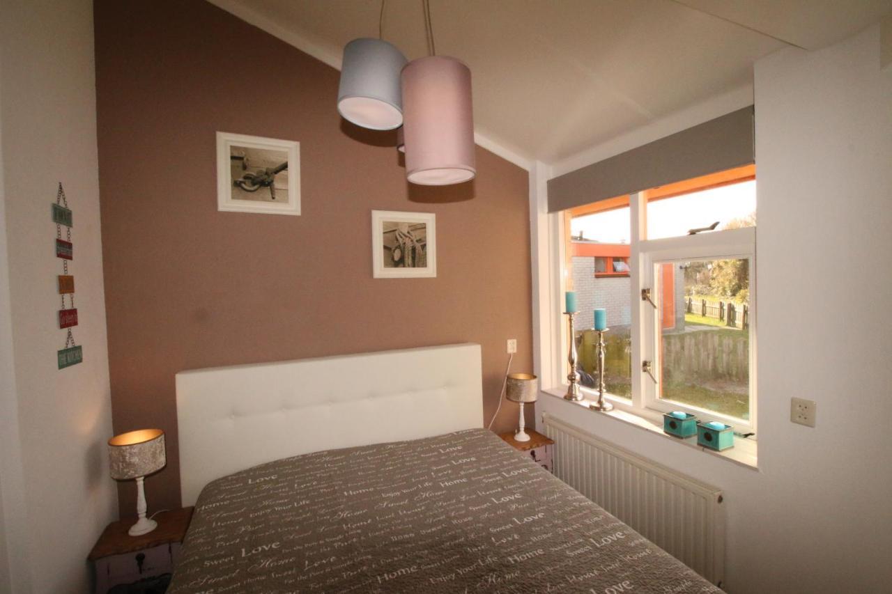 Ferienhaus Am Meer Mit Kamin & Sauna - Seestern 251 Julianadorp Esterno foto